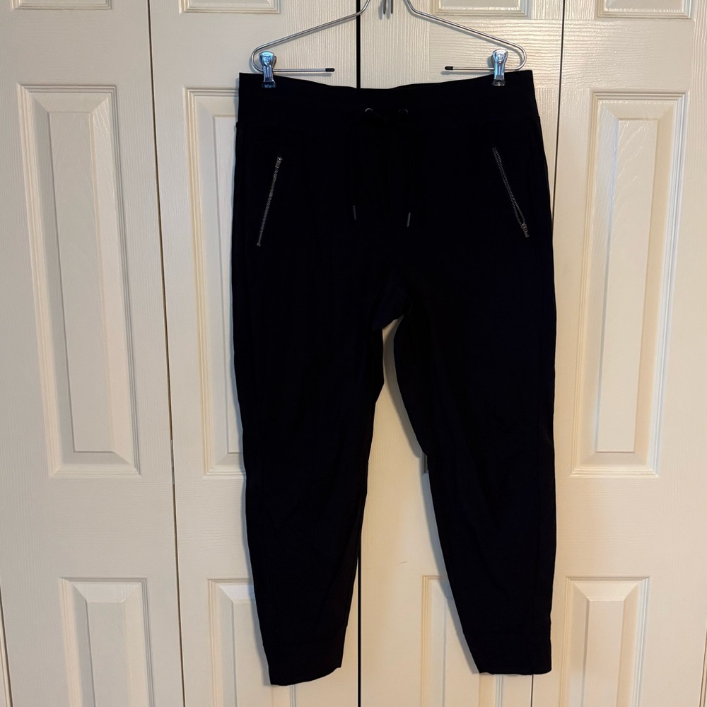 Athleta Trekkie North Joggers